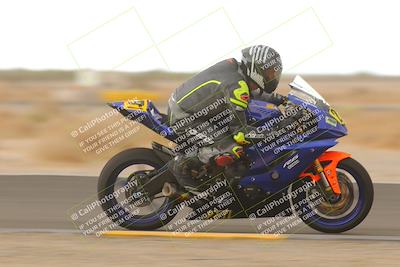 media/Sep-10-2022-SoCal Trackdays (Sat) [[a5bf35bb4a]]/Turn 2 (1pm)/